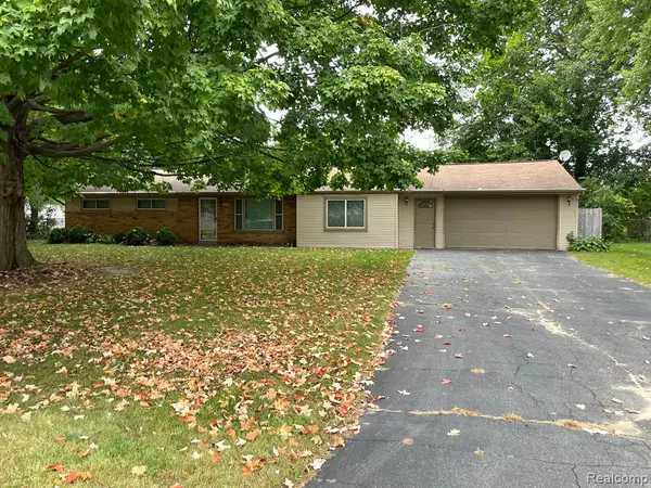 6300 CRAB APPLE Street, Clarkston, MI