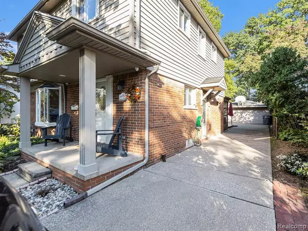 Dearborn, MI 48128,1746 N MILDRED Street