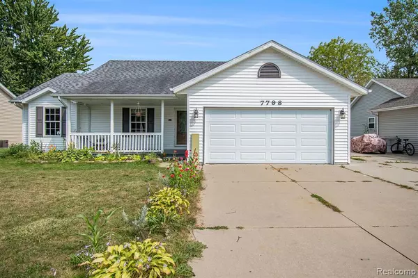 7798 ROCKCRESS Drive, Freeland, MI 48623