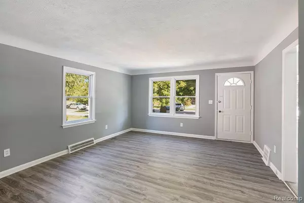 Trenton, MI 48183,3416 ELIZABETH Drive