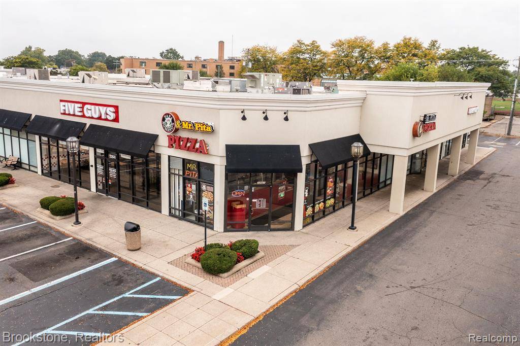 Eastpointe, MI 48021,22661 GRATIOT Avenue