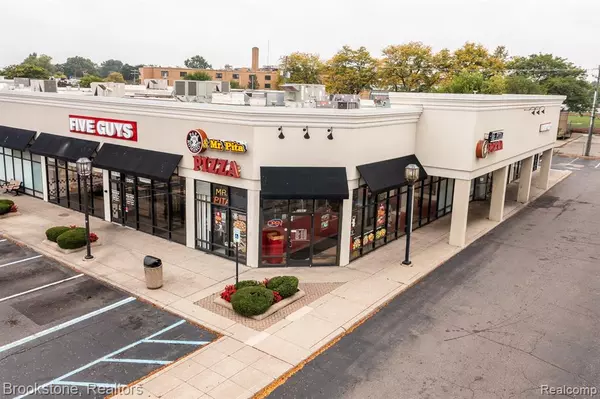 22661 GRATIOT Avenue, Eastpointe, MI 48021