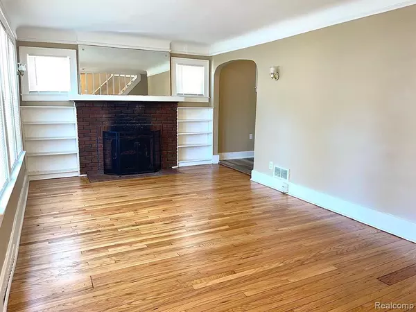 Ferndale, MI 48220,631 SPENCER Street