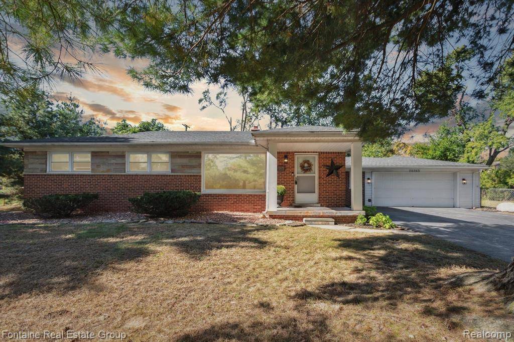 20263 HUGH Street, Livonia, MI 48152