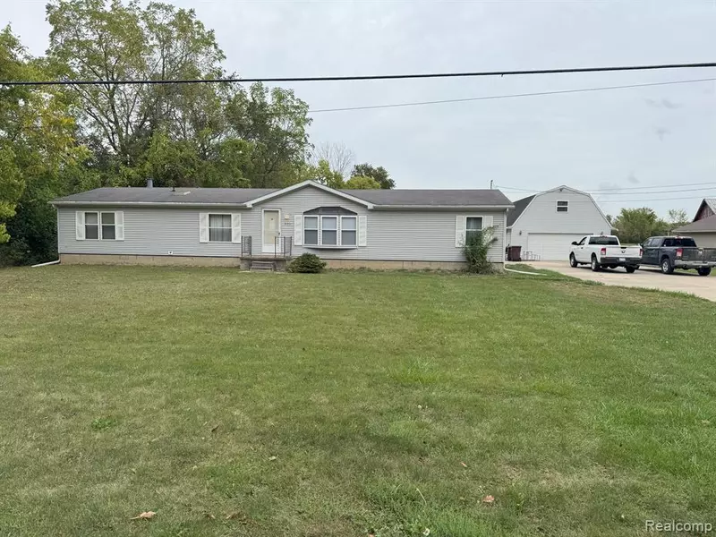 3711 BREST Road, Newport, MI 48166