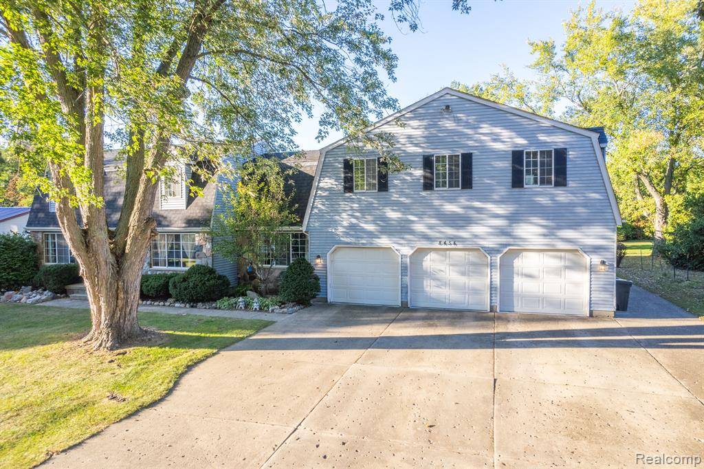 Flushing, MI 48433,8454 WESLEY Drive