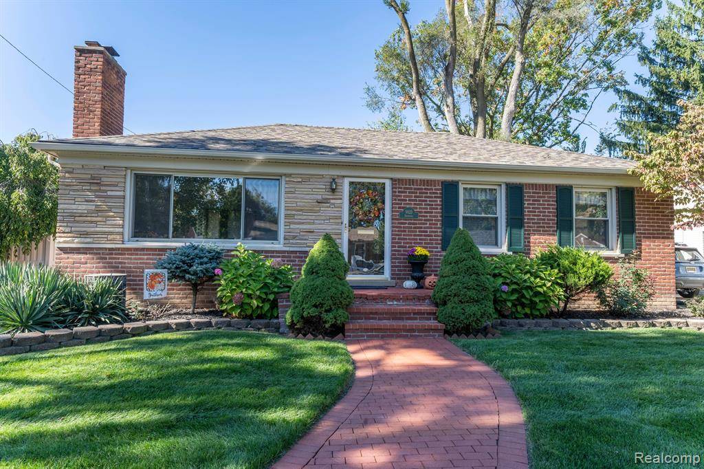 9825 SHADYSIDE Street, Livonia, MI 48150