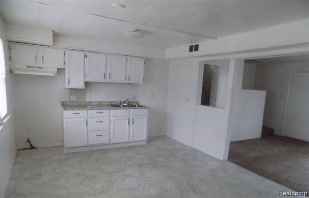 Westland, MI 48186,34116 DECATUR
