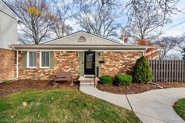 1745 WICKHAM Street, Royal Oak, MI 48073