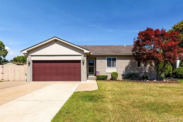 27015 CLARK Circle, Chesterfield, MI