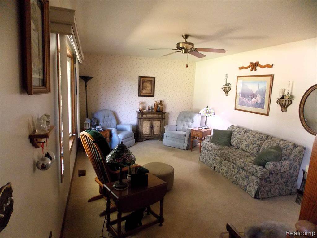 Lapeer, MI 48446,1496 HAINES Road