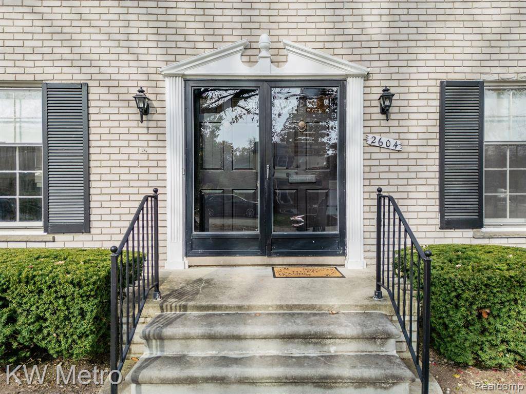 Royal Oak, MI 48073,2604 ABERDOVEY Drive