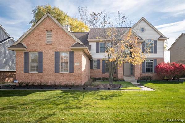 7059 YARMOUTH Drive, West Bloomfield, MI