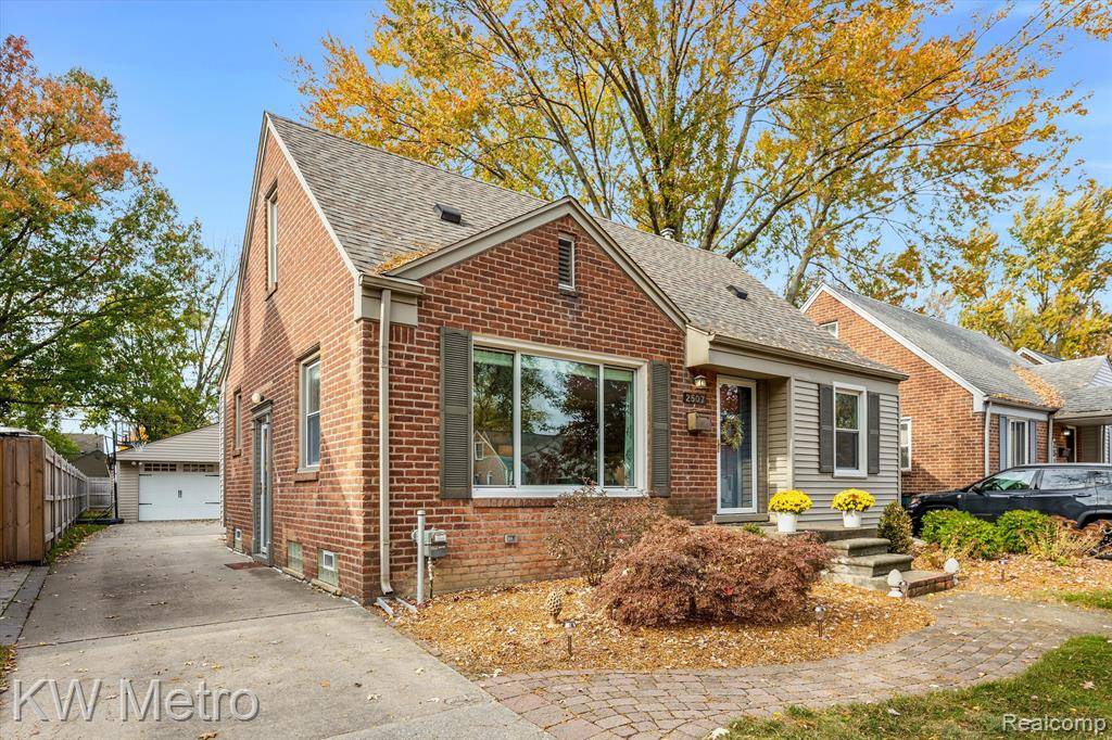 Royal Oak, MI 48073,2507 N CONNECTICUT Avenue