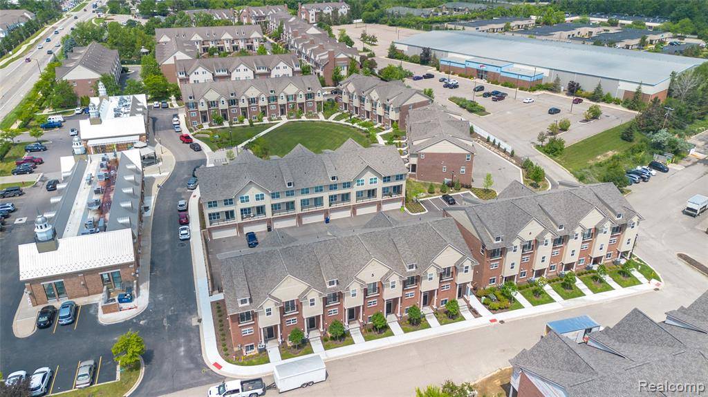 Novi, MI,25495 GRANDVIEW Lane