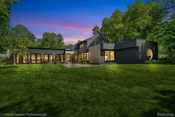 Bloomfield Hills, MI 48302,5280 INKSTER Road