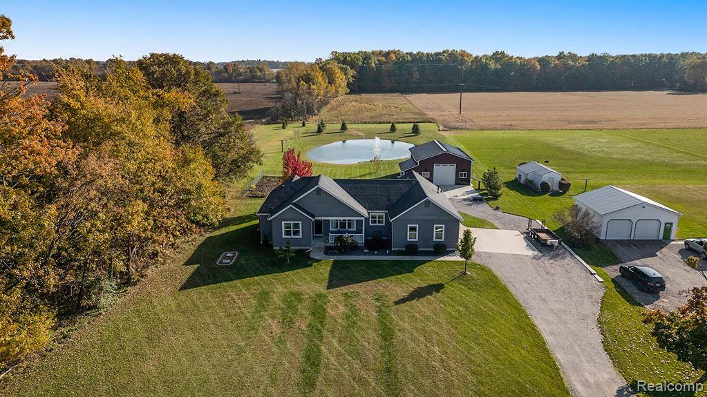 7898 HOUGH Road, Almont, MI 48003