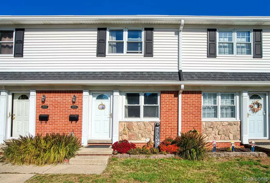 45772 kensington, Utica, MI 48317