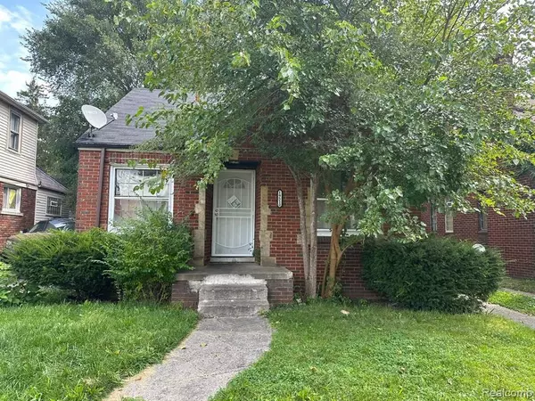 19510 WALTHAM Street, Detroit, MI 48205