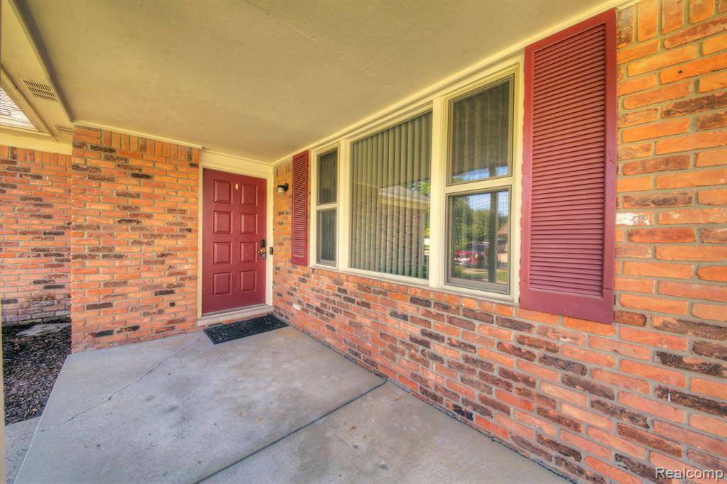 Canton, MI 48187,7701 Burgundy Street