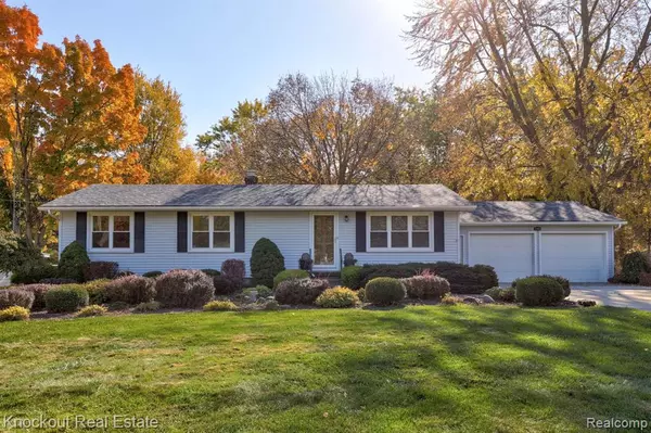 Clio, MI 48420,2391 MEADOWBROOK Lane