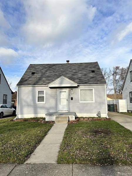 2142 REGINA Avenue, Lincoln Park, MI 48146