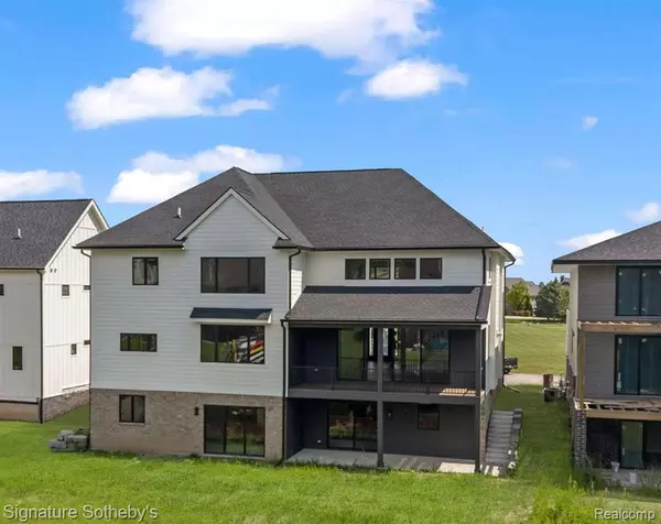 Commerce Twp, MI 48382,1820 SADIE SHORE Drive