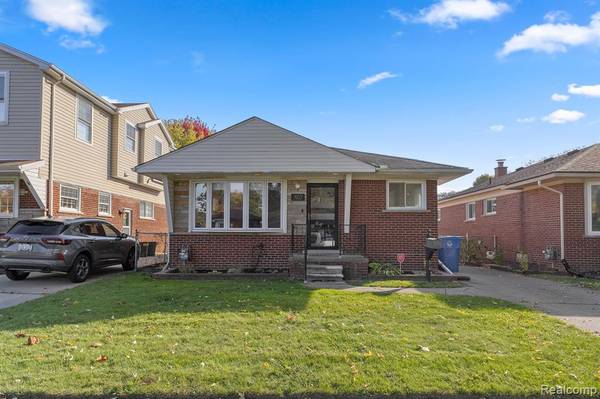 3927 TULANE Street, Dearborn Heights, MI 48125