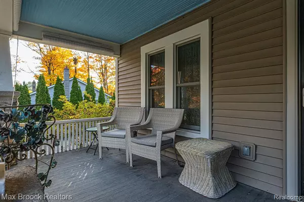 Almont, MI 48003,611 W SAINT CLAIR Street