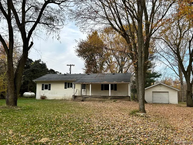 4115 JONES Road, North Branch, MI 48461