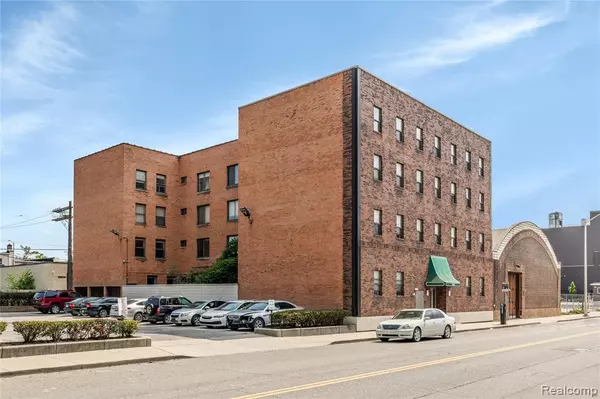 Detroit, MI 48202,629 W Milwaukee Street