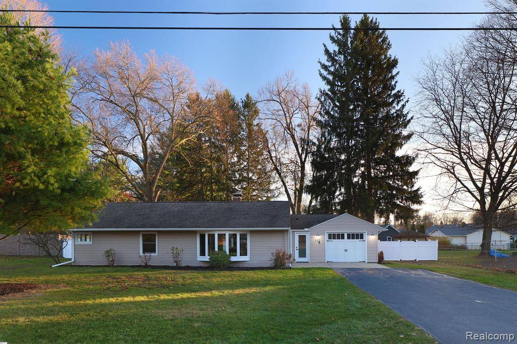 Battle Creek, MI 49037,227 CARDINAL Avenue