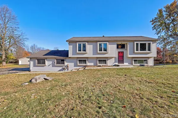 1600 DUNWOODIE Street, Ortonville, MI 48462