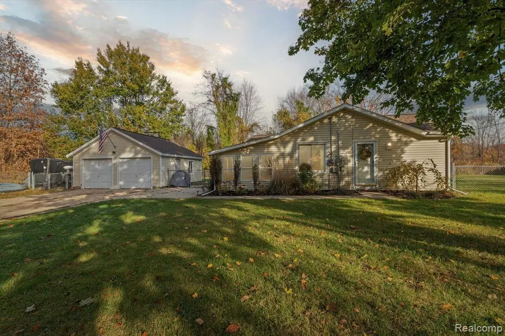 Plainwell, MI 49080,806 10TH Street