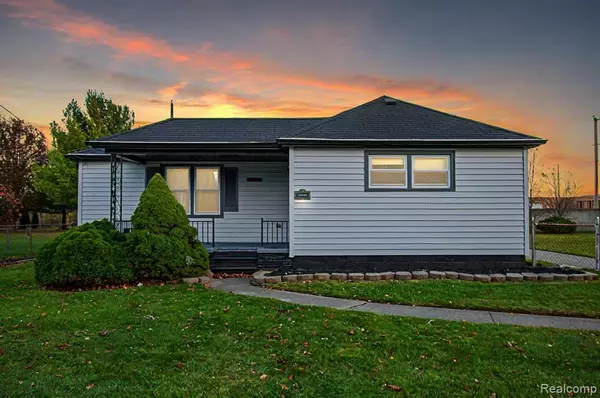 Fraser, MI 48026,31640 LINDEN