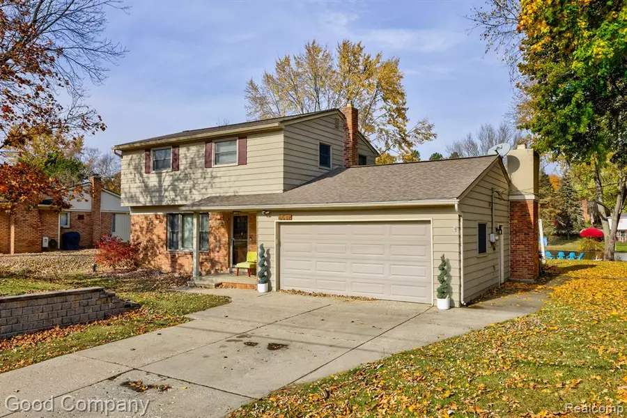 6532 AMY Drive, Clarkston, MI 48348