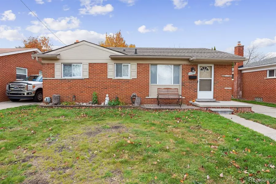 29429 SHACKETT Avenue, Madison Heights, MI 48071