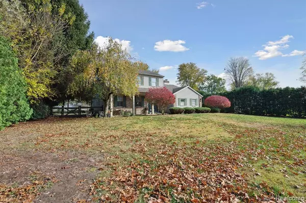 Temperance, MI 48182,6448 LAWNSDALE Drive