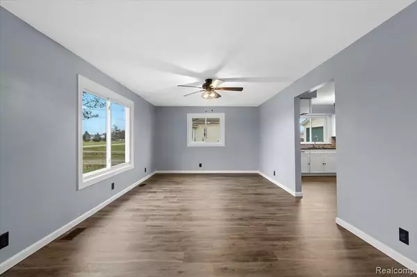 Carleton, MI 48117,1989 READY Road