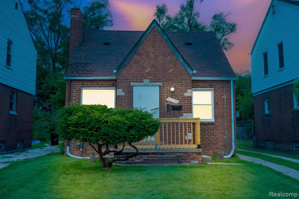 Detroit, MI 48235,16226 MARK TWAIN Street