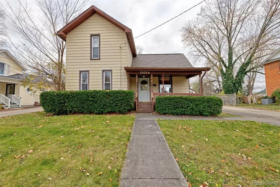 11614 DAVIS Street, Grand Blanc, MI 48439