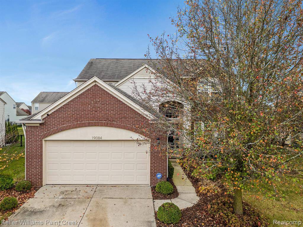 19084 Pembridge Street, Macomb, MI 48042