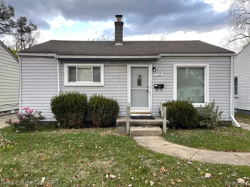 553 E BROCKTON Avenue, Madison Heights, MI 48071