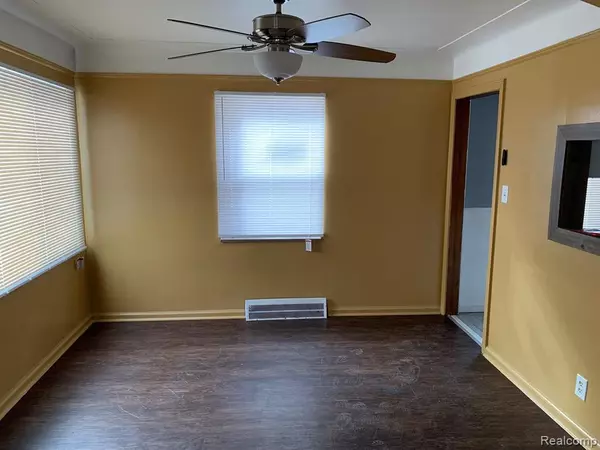 Detroit, MI 48234,19649 RYAN Road