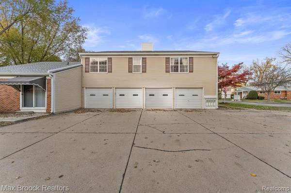 Harrison Township, MI,24735 Meadow Creek Drive