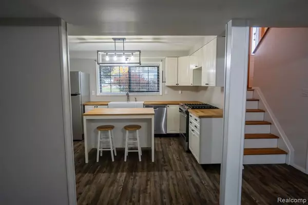 Rockwood, MI,23264 ASTRID CT