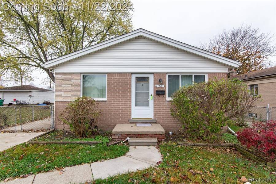 24584 BRITTANY Avenue, Eastpointe, MI 48021