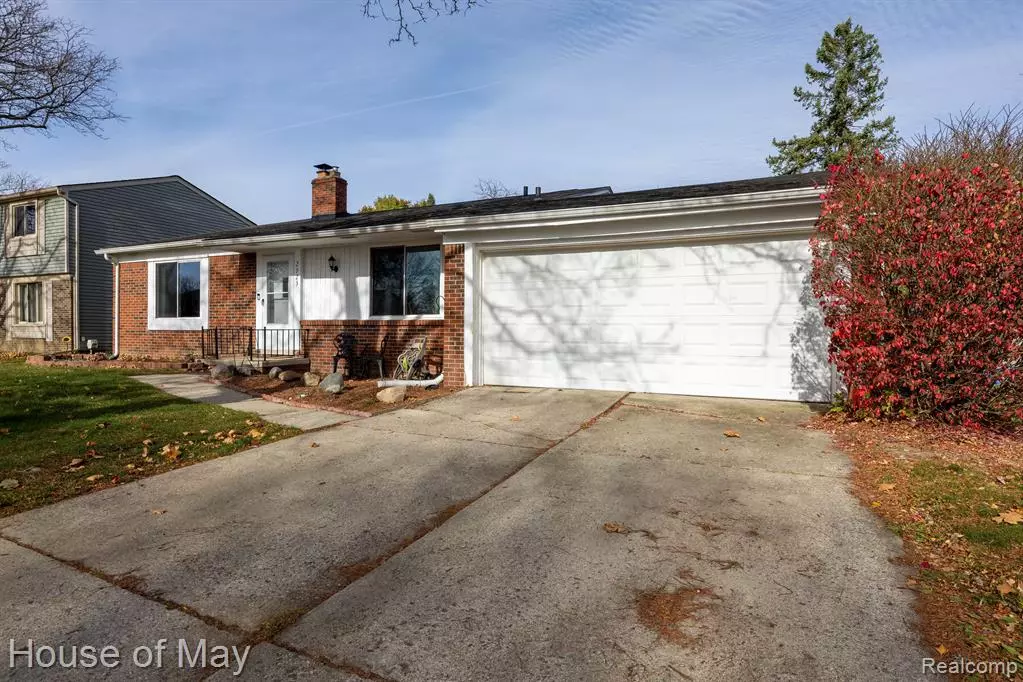 Troy, MI 48085,2923 Quartz Drive