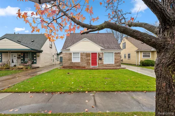 Eastpointe, MI 48021,17645 LINCOLN Avenue