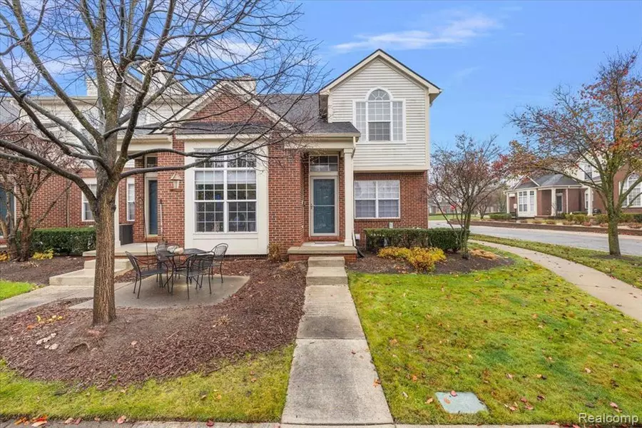 14204 ADRI Circle, Walled Lake, MI 48390